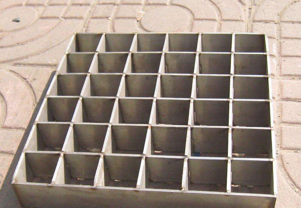 互插不銹鋼鋼格柵板